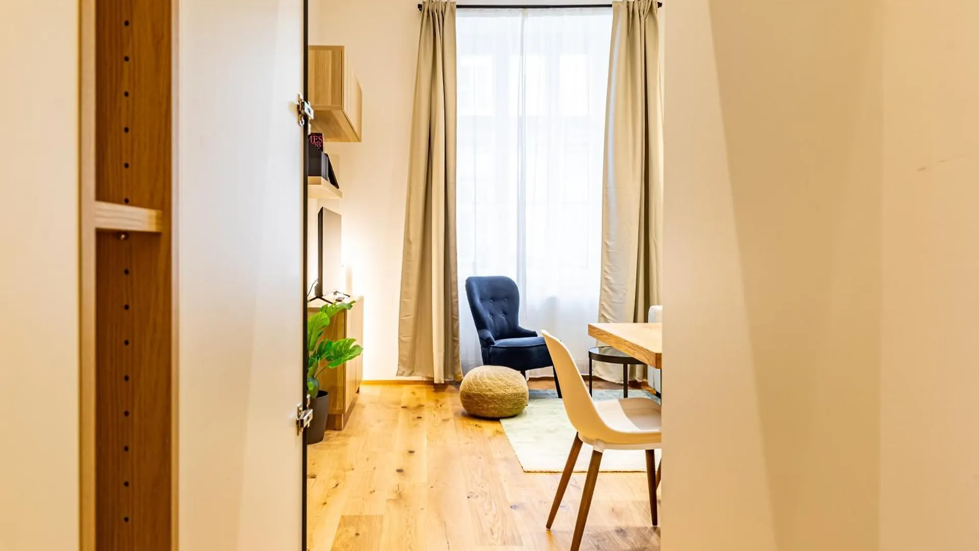 Superior Design Apartment By Jr City Apartments Vienna